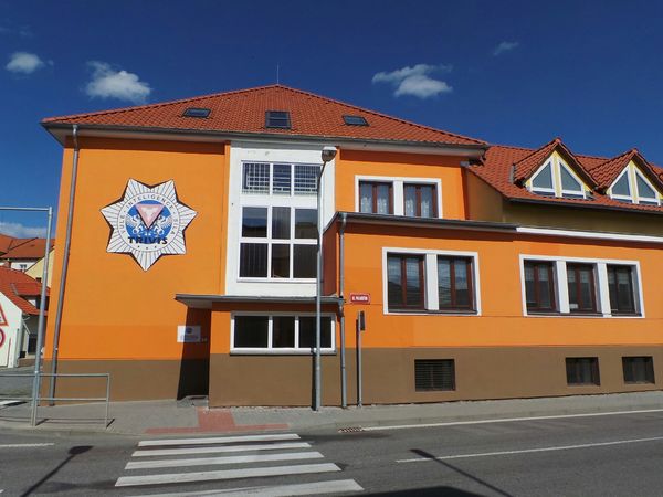 Fotografie školy "TRIVIS - Střední škola veřejnoprávní Vodňany"