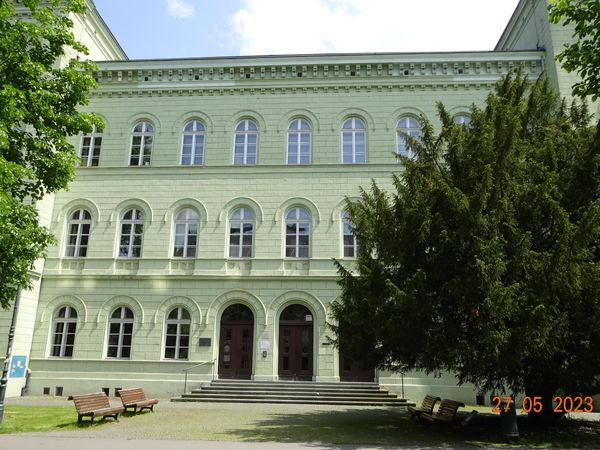 Fotografie školy "Střední zdravotnická škola Opava"
