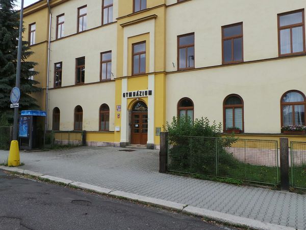 Fotografie školy "Gymnázium Jablonec nad Nisou, U Balvanu"