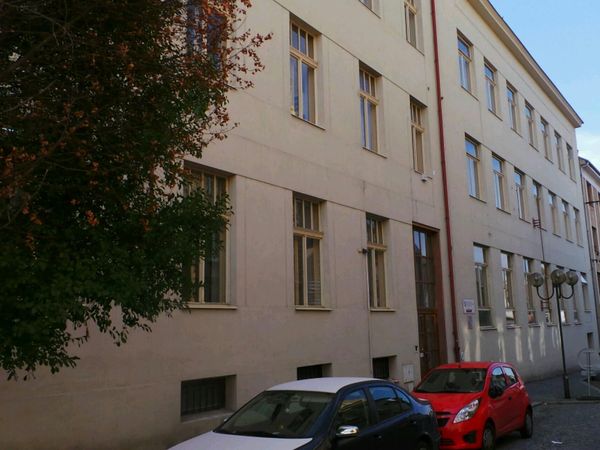 Fotografie školy "Střední zdravotnická škola a Vyšší odborná škola zdravotnická, Kolín, Karoliny Světlé 135"