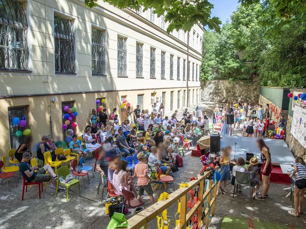 Fotografie školy "Základní škola a gymnázium Square"
