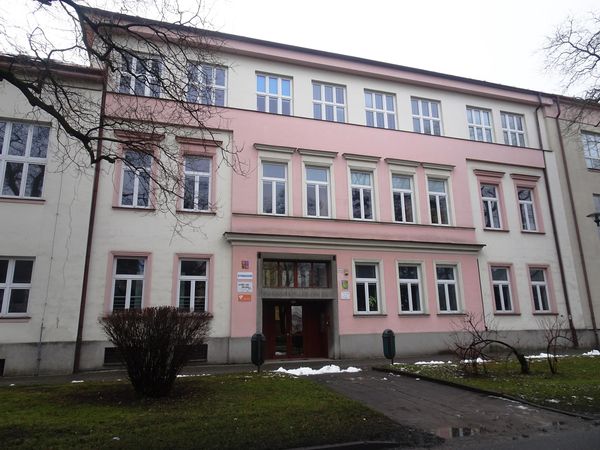 Fotografie školy "Gymnázium Kojetín"