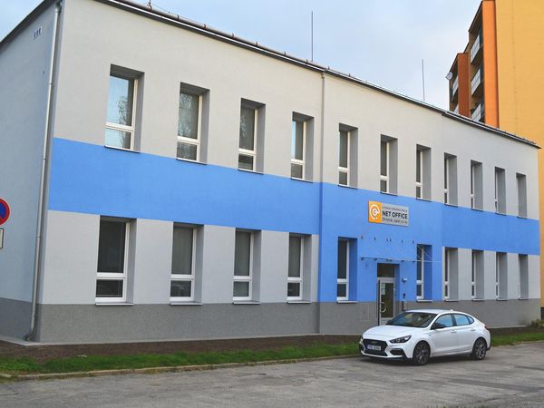 Fotografie školy "Střední odborná škola NET OFFICE Orlová"