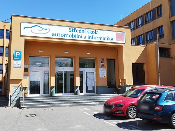 Fotografie školy "Střední škola automobilní a informatiky"