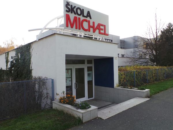 Fotografie školy "MICHAEL - SŠ a VOŠ reklamní a umělecké tvorby"
