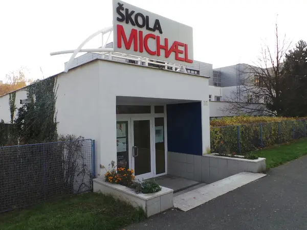 Fotografie školy "MICHAEL - SŠ a VOŠ reklamní a umělecké tvorby"