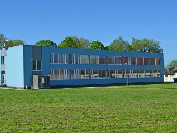 Fotografie školy "Střední škola - Podorlické vzdělávací centrum, Dobruška"