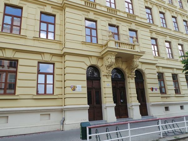 Fotografie školy "Gymnázium Jiřího Wolkera Prostějov"