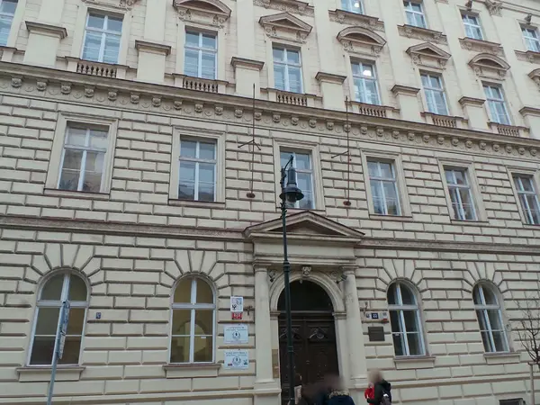Fotografie školy "Gymnázium Jiřího Gutha-Jarkovského Praha 1"