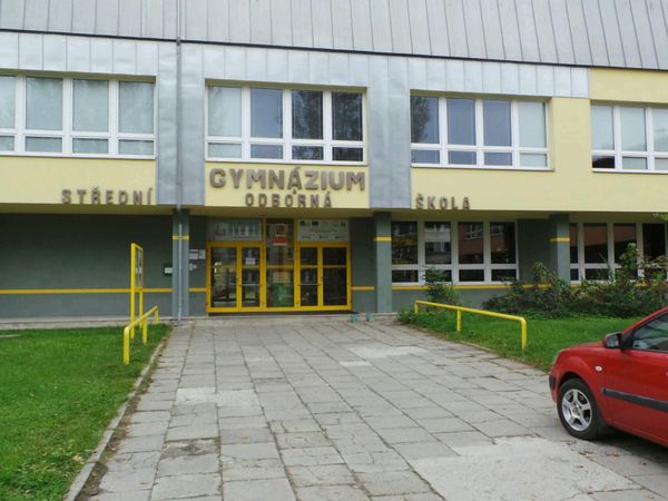 Fotografie školy "Gymnázium a Střední odborná škola, Frýdek-Místek"