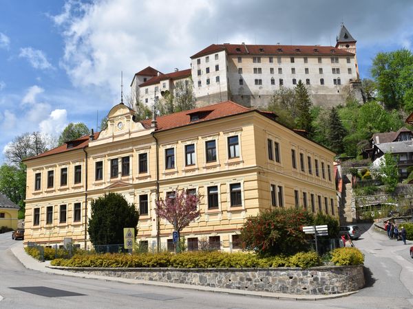 Fotografie školy "Všeobecné a sportovní gymnázium, Vimperk, Pivovarská 69"
