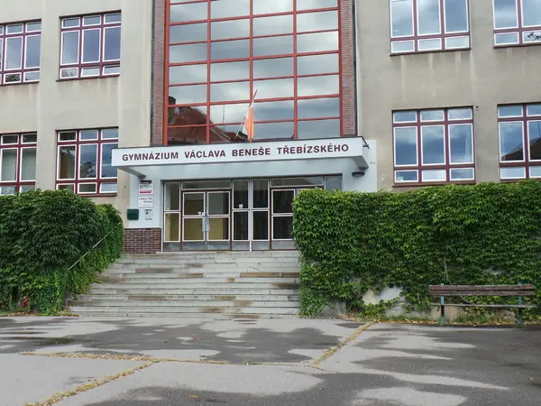 Fotografie školy "Gymnázium Václava Beneše Třebízského Slaný"