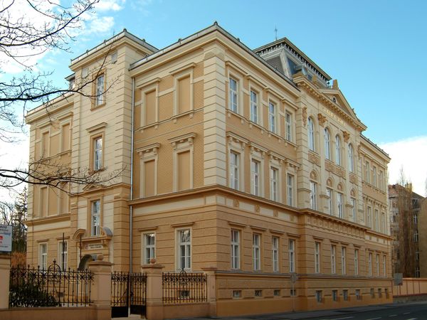 Fotografie školy "Střední průmyslová škola stavební, Opava"