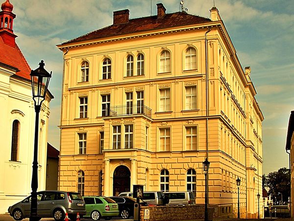 Fotografie školy "Střední pedagogická škola a Střední odborná škola služeb Mladá Boleslav"