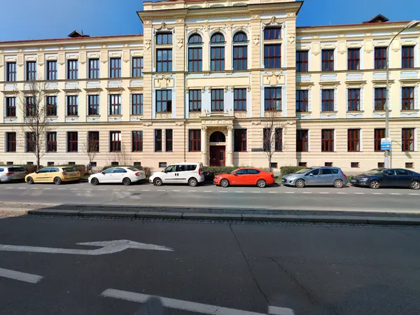 Fotografie školy "Vyšší odborná škola pedagogická a sociální a Střední pedagogická škola Kroměříž"