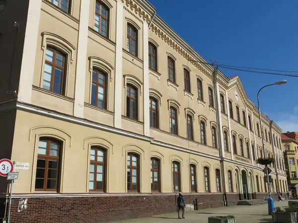 Fotografie školy "Hotelová škola, Obchodní akademie a Střední průmyslová škola, Teplice"