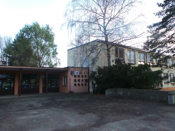 Fotografie školy "Gymnázium Jana Šabršuly"
