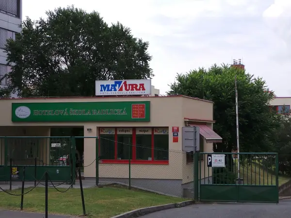 Fotografie školy "Hotelová škola a Gymnázium Radlická"