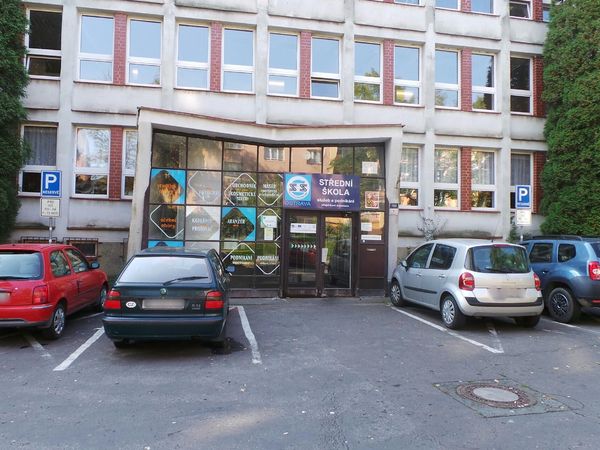 Fotografie školy "Střední škola služeb a podnikání, Ostrava-Poruba"