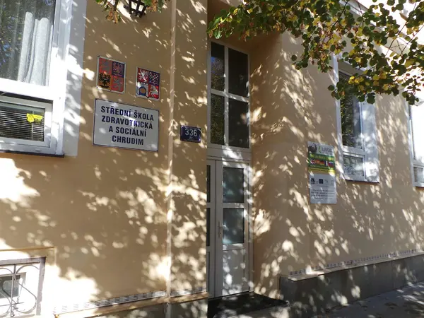 Fotografie školy "Střední škola zdravotnická a sociální Chrudim"