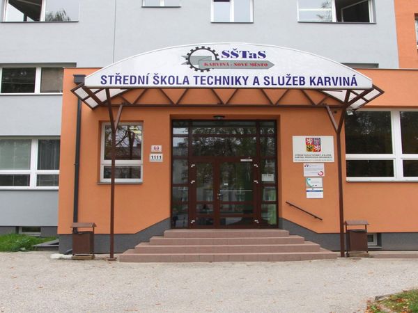 Fotografie školy "Střední škola techniky a služeb Karviná"