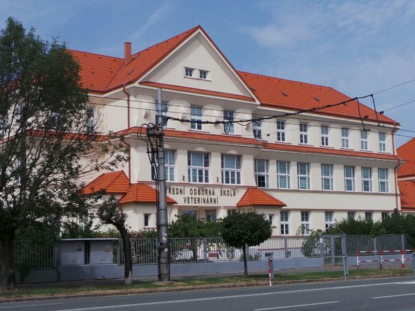 Fotografie školy "Střední odborná škola veterinární Hradec Králové"