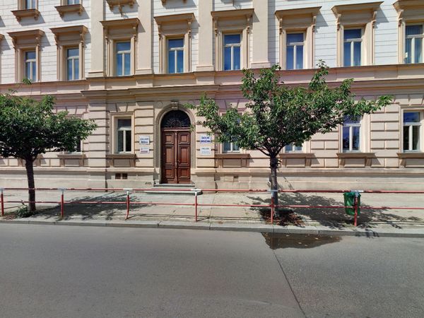 Fotografie školy "Základní škola a Praktická škola Slaný"