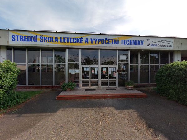Fotografie školy "Střední škola letecké a výpočetní techniky, Odolena Voda"