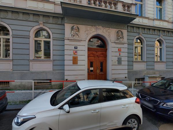Fotografie školy "Gymnázium Kodaňská a Střední odborná škola"