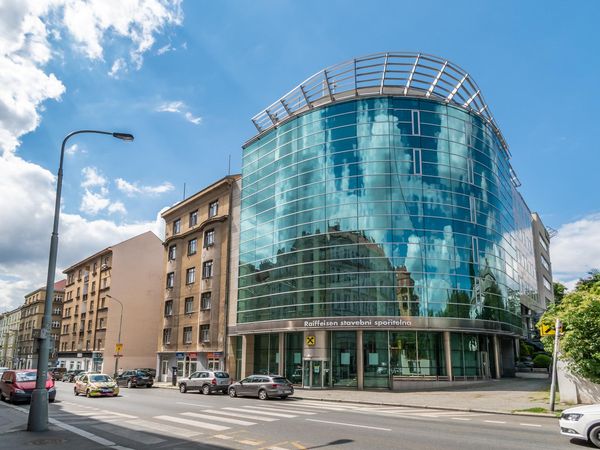 Fotografie školy "VICTORIA HIGH SCHOOL - střední škola"
