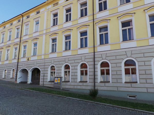 Fotografie školy "Střední průmyslová škola a Vyšší odborná škola Příbram"