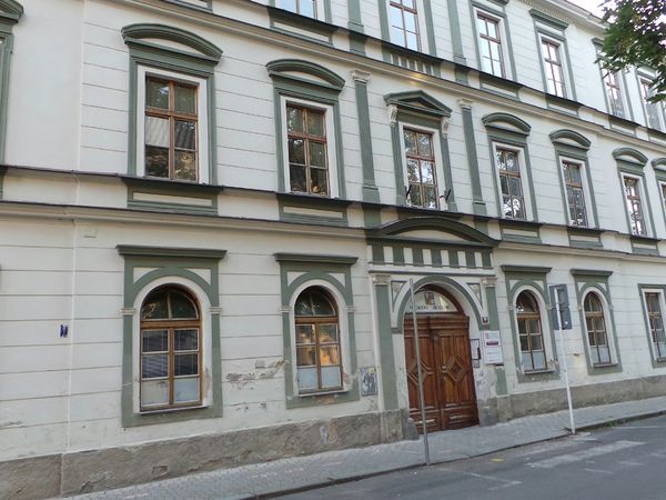 Fotografie školy "Obchodní akademie a Vyšší odborná škola, Příbram"