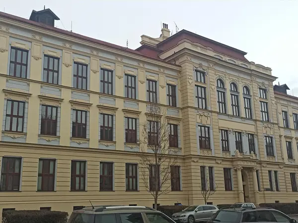 Fotografie školy "Vyšší odborná škola pedagogická a sociální a Střední pedagogická škola Kroměříž"