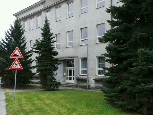Fotografie školy "Vyšší odborná škola mezinárodního obchodu a Obchodní akademie, Jablonec nad Nisou"