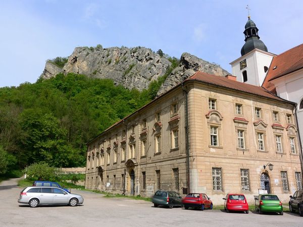 Fotografie školy "Svatojánská kolej - vyšší odborná škola pedagogická"
