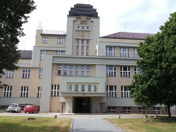Fotografie školy "Vyšší odborná škola, Střední průmyslová škola a Jazyková škola s právem státní jazykové zkoušky, Kutná Hora"