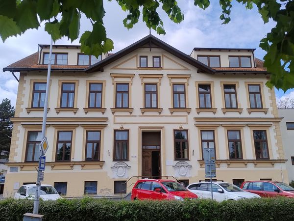 Fotografie školy "Střední škola a základní škola Arktur"