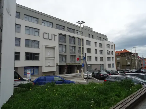 Fotografie školy "Vyšší odborná škola EDUCARI"