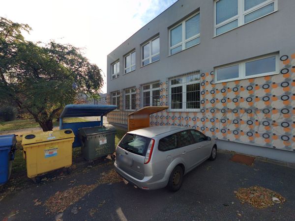 Fotografie školy "Gymnázium Opatov Praha"