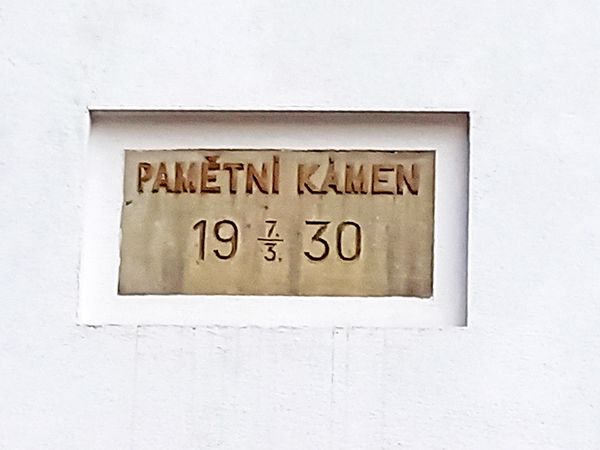 Fotografie školy "Střední škola designu a umění, knižní kultury a ekonomiky Náhorní"