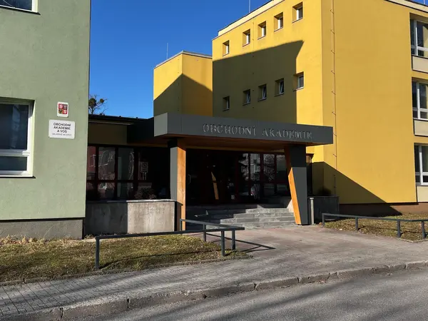 Fotografie školy "Obchodní akademie a Vyšší odborná škola Valašské Meziříčí"